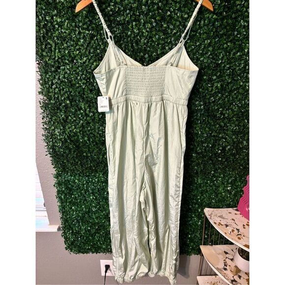 Free People NWT Down To Earth Nylon Romper Summer Mist Light Green Sz XS - Picture 9 of 11